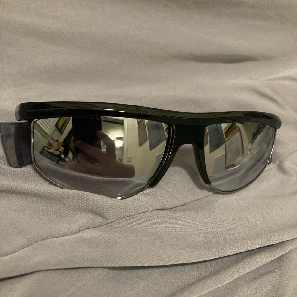 Guess Black and Silver Sunglasses